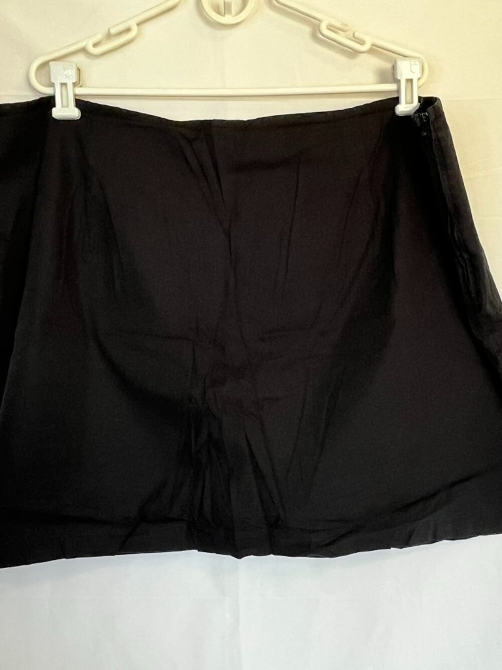Fashion Bug Black Skort Stretch side zip stretch 24W lightweight
